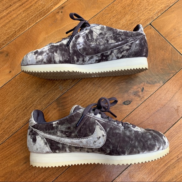 Nike Cortez Classic LX Purple Velvet size 7.5 - Picture 6 of 9